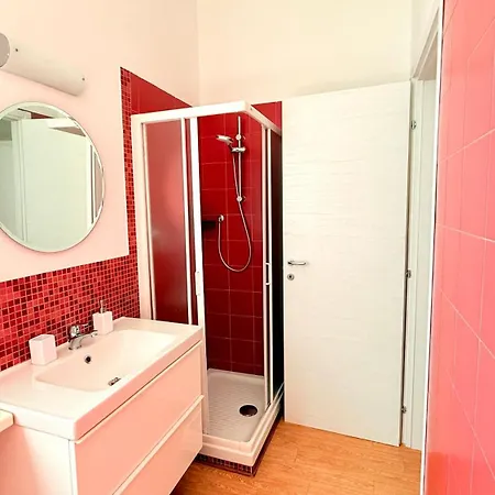 Urban Harmony - Near Duomo Metro M4 アパート *